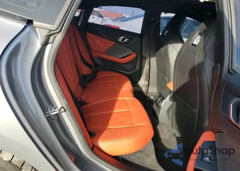 2023 BMW M235Xi из США, поврежденный, VIN WBA13AL00P7M19946